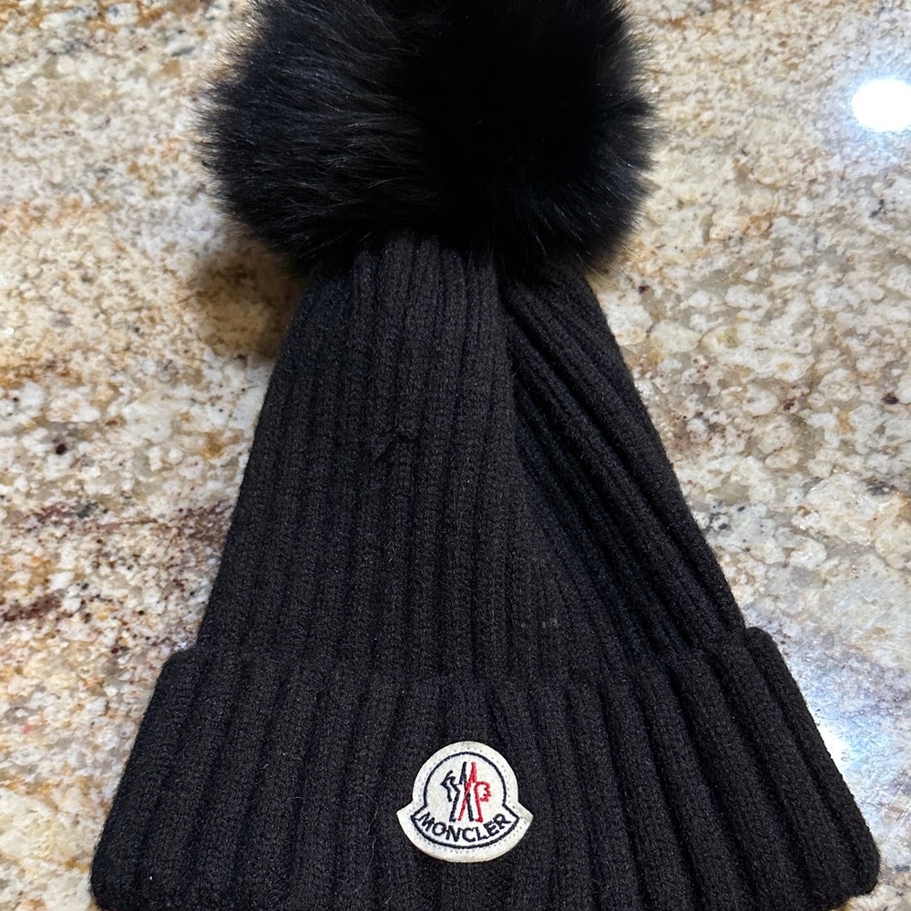 Moncler Black Ribbed Beanie with detachable Pom Pom